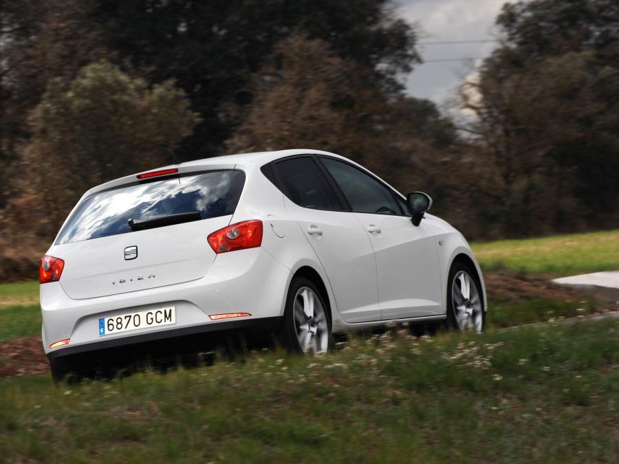 Seat Ibiza 2008 года  (фото 29 из 287)